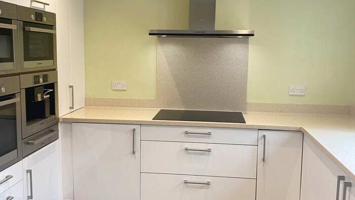 Gorgeous Gloss White & Wood Effect Kitchen, Corian Worktops & Appliances