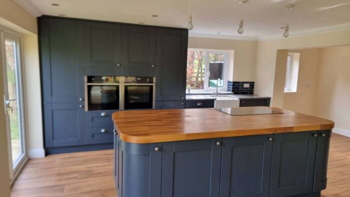 Modern 2yr old Blue Shaker Kitchen & Island Neff AEG Appliances Granite & Wood Worktops