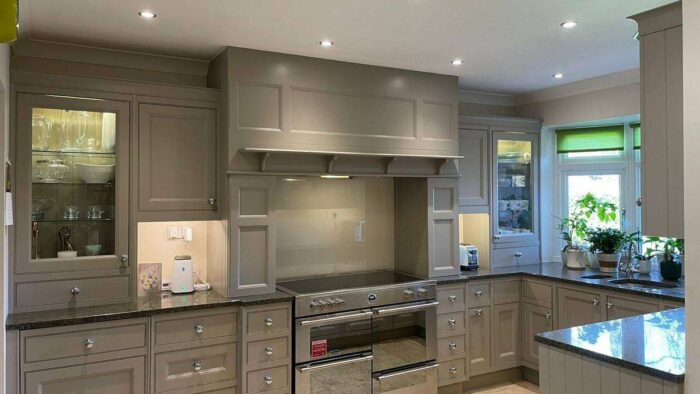 Modern Light Grey Shaker Wood Door Drawer Kitchen & Dresser Appliances Granite Worktops
